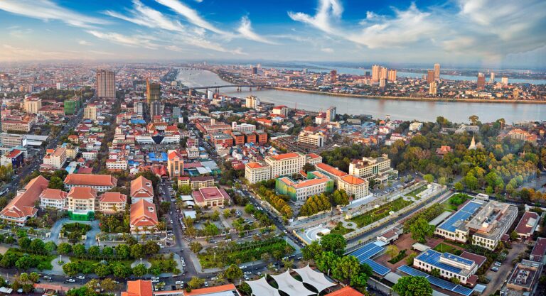 Panoramic view of Phnom Penh by Paul Szewczyk